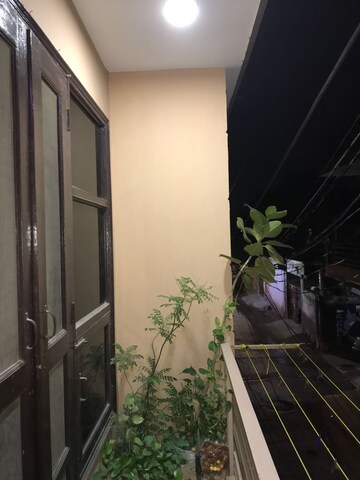 Balcony in 2 BHK Independent House at Sector 14 – for Rent