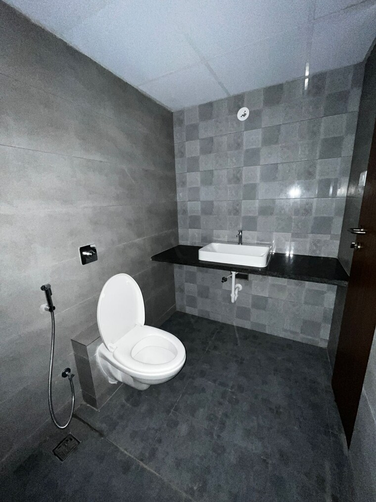 Bathroom, hinjewadi 3 Bedroom 1424 Sq.Ft. Builder Floor In Hinjewadi Pune 9701916