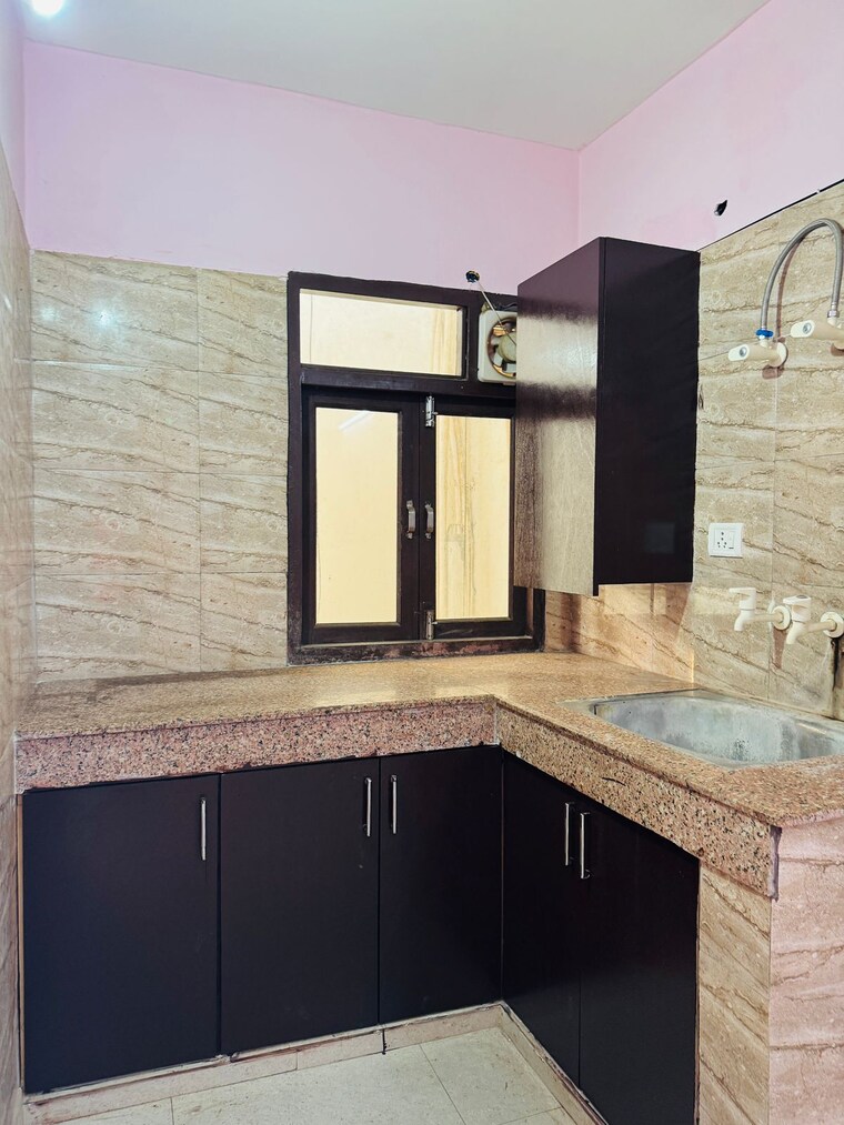 Kitchen, neb sarai 1 Bedroom 600 Sq.Ft. Builder Floor In Neb Sarai Delhi 9701939