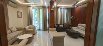 Living Room in 5 BHK Villa at Eldeco Mansionz, Sector 48 – for Sale
