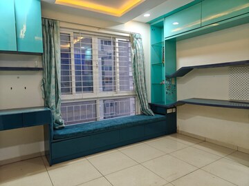 Room in 3 BHK Apartment at Marina Skies, Hi Tech City – for Rent