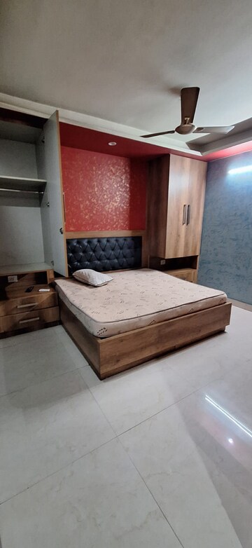 Bedroom in 1 BHK Builder Floor at DLF City Phase III, Sector 24 – for Rent