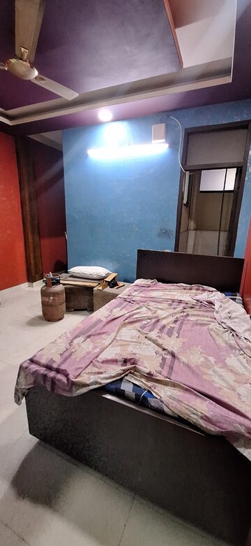 Bedroom in 1 BHK Builder Floor at DLF City Phase III, Sector 24 – for Rent