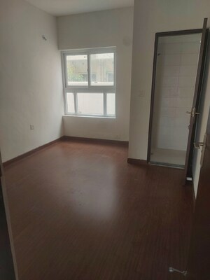 Room in 3 BHK Builder Floor at Sector 75 – for Sale