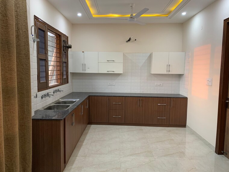 Kitchen, vip road 6+ Bedroom 150 Sq.Yd. Villa In Vip Road Zirakpur 9702117