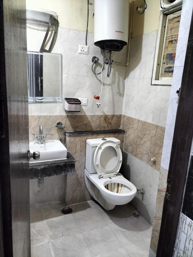 Bathroom, kw-srishti 3 Bedroom 1450 Sq.Ft. Apartment In Raj Nagar Extension Ghaziabad 9702275