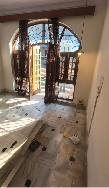 Living Room in 3 BHK Builder Floor at Shivalik Colony – for Rent