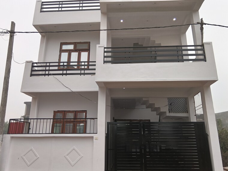 Exterior View, neelendras-amity-greens 3 Bedroom 1800 Sq.Ft. Independent House In Gomti Nagar Lucknow 9702310