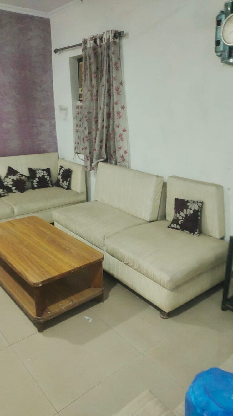 Bedroom, pitampura 2 Bedroom 1200 Sq.Ft. Builder Floor In Pitampura Delhi 9702347