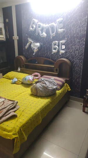 Bedroom in 2 BHK Builder Floor at Pitampura – for Sale