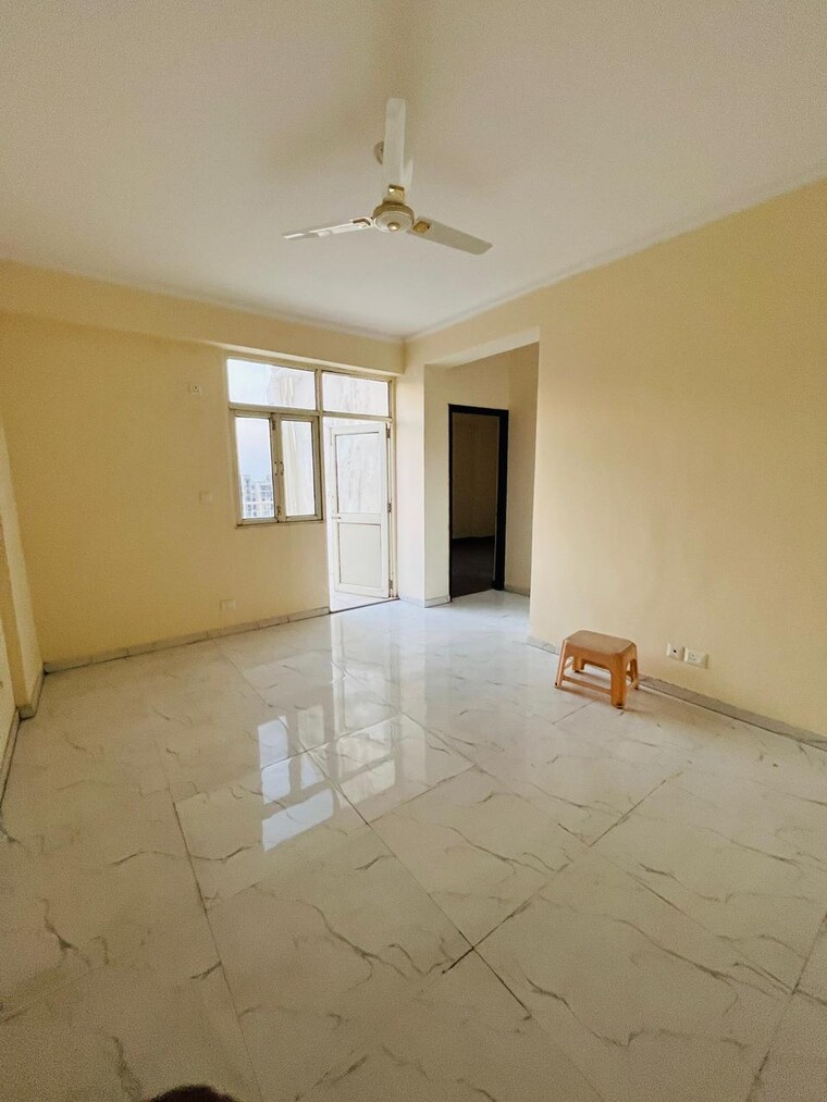 Room, mcc-signature-heights 2 Bedroom 800 Sq.Ft. Apartment In Raj Nagar Extension Ghaziabad 9702362