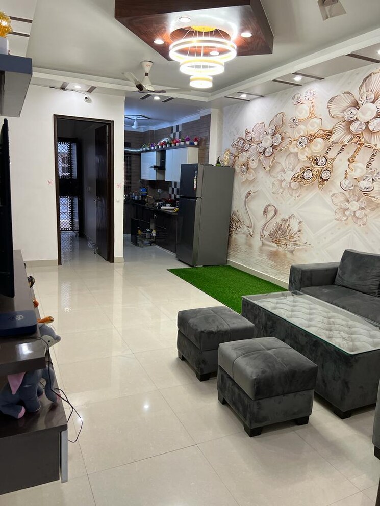 Living Room, shalimar bagh 3 Bedroom 1000 Sq.Ft. Builder Floor In Shalimar Bagh Delhi 9702403