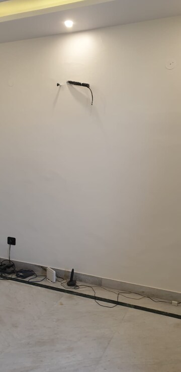 Furnished Amenities in 2 BHK Independent House at Sector 14 – for Rent