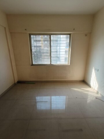 Room in 2 BHK Apartment at Viva Hallmark, Bavdhan – for Rent