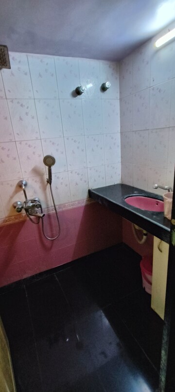 Bathroom in 2 BHK Apartment at Kandivali West – for Rent
