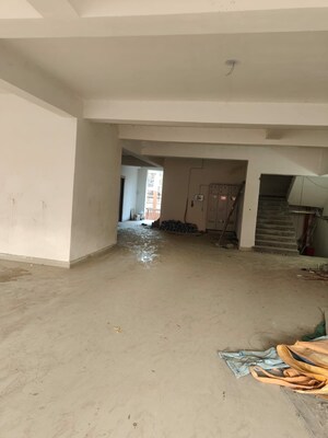 Parking in 3 BHK Apartment at Ratu Road – for Sale