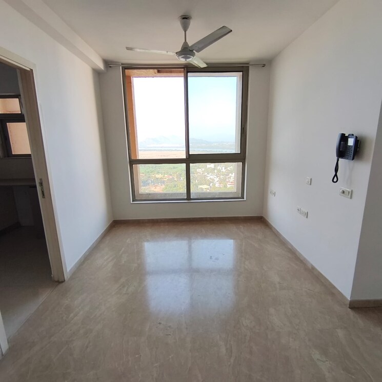 Room, hiranandani-estate-solitaire-c 1 Bedroom 425 Sq.Ft. Apartment In Ghodbunder Road Thane 9702466