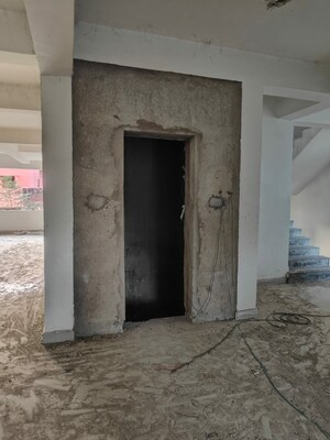 Building Lobby in 3 BHK Apartment at Ratu Road – for Sale