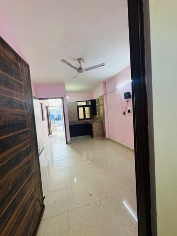 Room in 1 BHK Builder Floor at Saket – for Rent