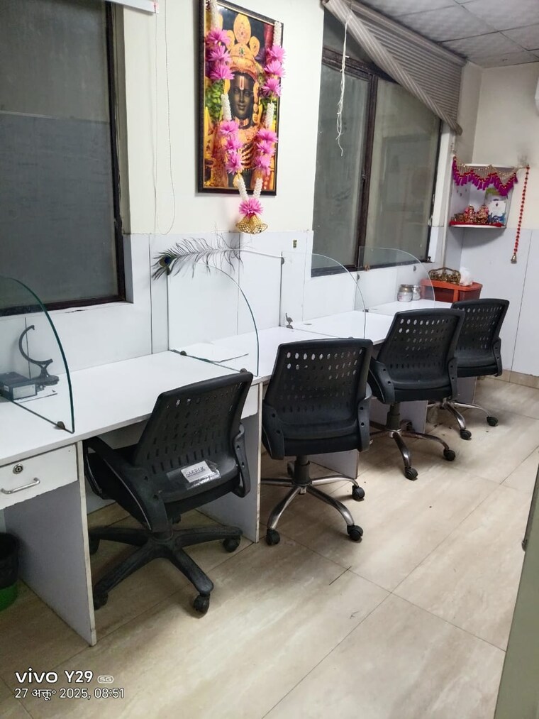 Team Area, sector 63 Commercial Office Space in IT/SEZ 1800 Sq.Ft. In Sector 63 Noida 9702630