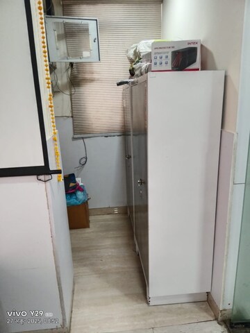   Office Space in IT/SEZ at Sector 63 – for Rent