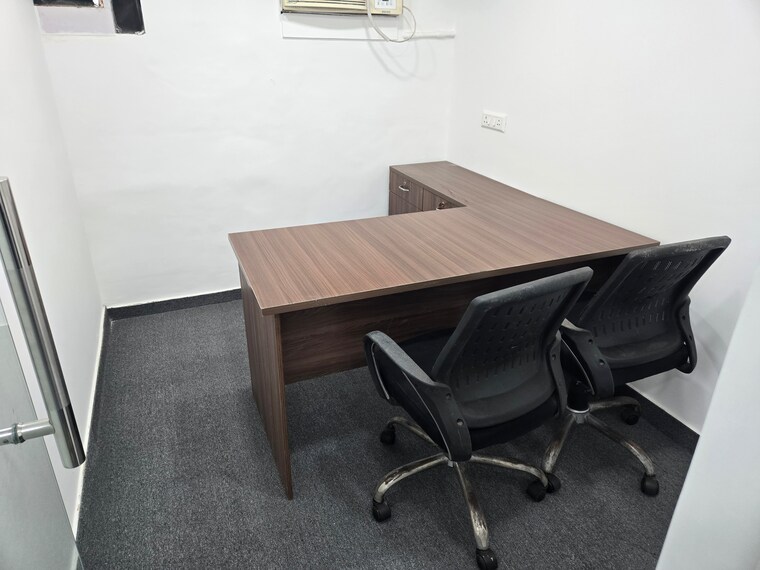 Team Area, sector 63 Commercial Office Space in IT/SEZ 900 Sq.Ft. In Sector 63 Noida 9702680