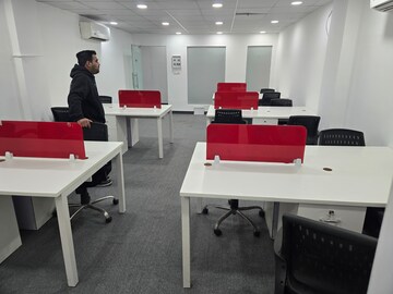Team Area in  Office Space in IT/SEZ at Sector 63 – for Rent