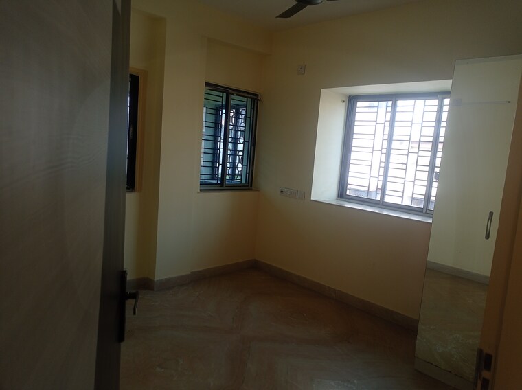 Room, madurdaha hussainpur 2 Bedroom 1010 Sq.Ft. Apartment In Madurdaha Hussainpur Kolkata 9702703