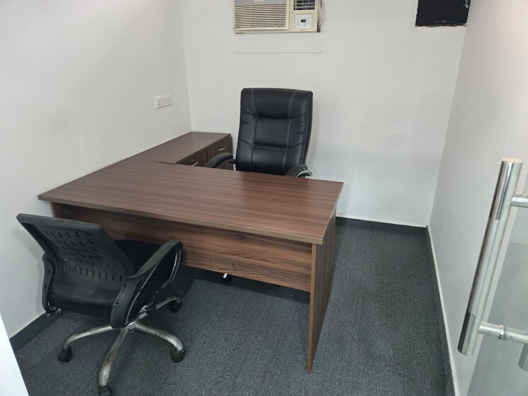 Team Area, sector 63 Commercial Office Space in IT/SEZ 900 Sq.Ft. In Sector 63 Noida 9702680