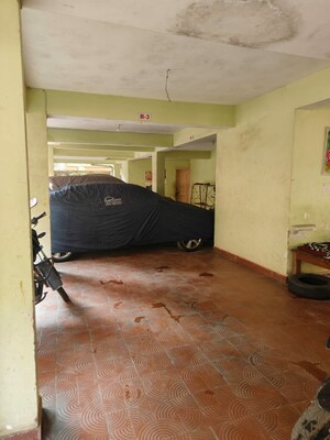 Parking in 3 BHK Apartment at Ratu Road – for Sale