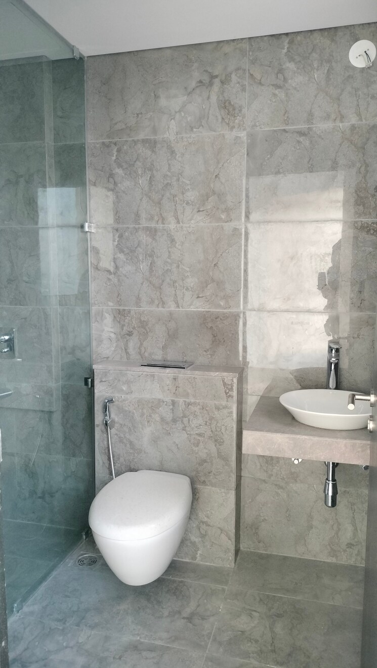 Bathroom, oberoi-sky-city 3 Bedroom 1100 Sq.Ft. Apartment In Borivali East Mumbai 9702682