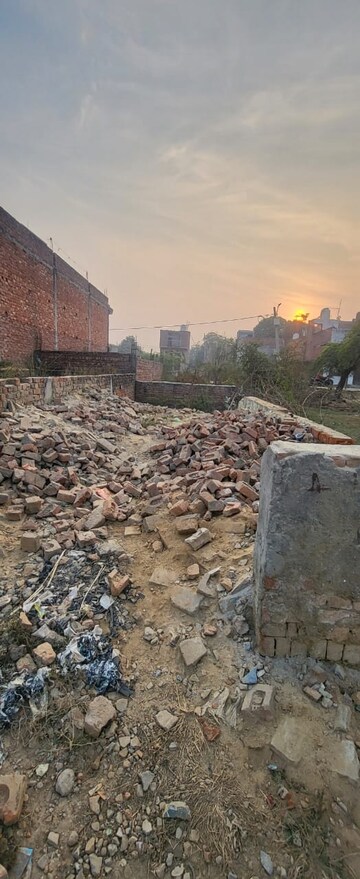  Plot For Sale in Dlf Ankur Vihar