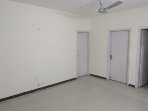 2 BHK Apartment For Rent in BPTP Park Grandeura, Sector 82