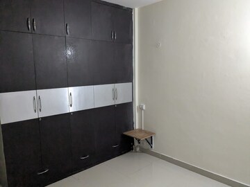 Furnished Amenities in 2 BHK Apartment at BPTP Park Grandeura, Sector 82 – for Rent