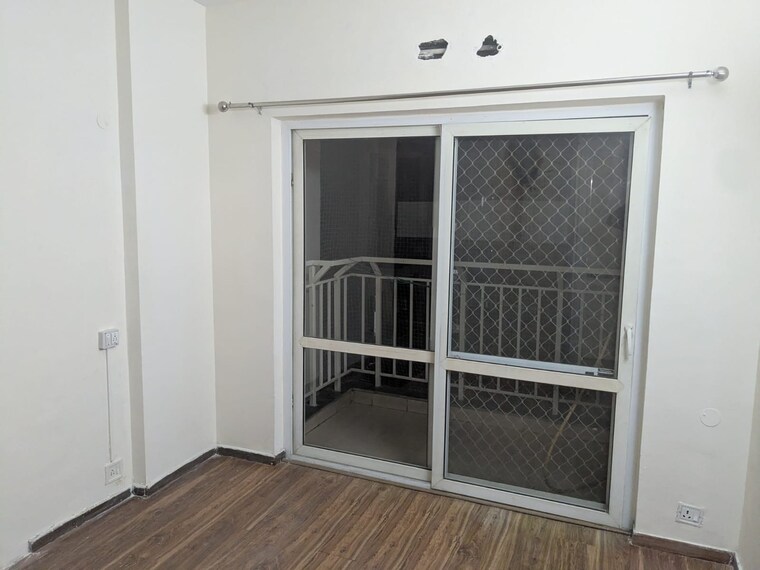 Room, bptp-park-grandeura 2 Bedroom 1350 Sq.Ft. Apartment In Sector 82 Faridabad 9702833