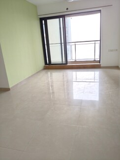 2.5 BHK Apartment For Sale in Rustomjee Elanza