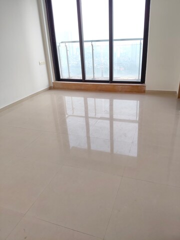 Room in 2.5 BHK Apartment at Rustomjee Elanza, Malad West – for Sale