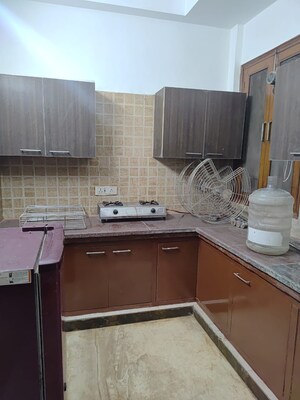 Kitchen in 2 BHK Builder Floor at Eldeco Ananda, Sector 48 – for Rent