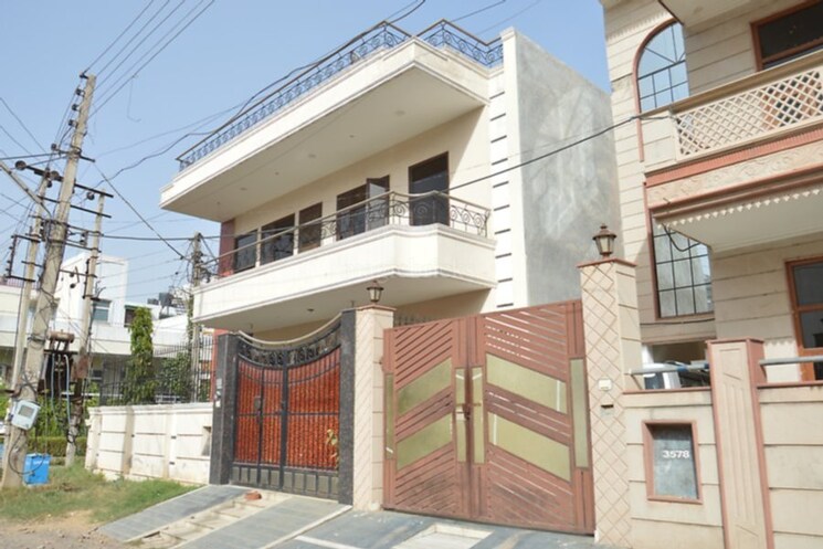 Exterior View, sector 14 3 Bedroom 1900 Sq.Ft. Independent House In Sector 14 Gurgaon 9702835
