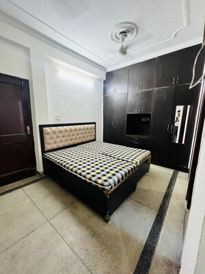 Bedroom in Studio Builder Floor at Sector 44 – for Rent