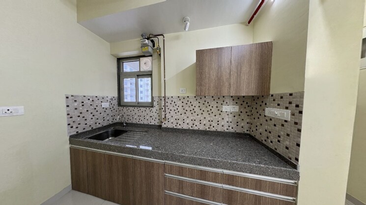 Kitchen, shapoorji-pallonji-epsilon 2 Bedroom 682 Sq.Ft. Apartment In Kandivali East Mumbai 9702925