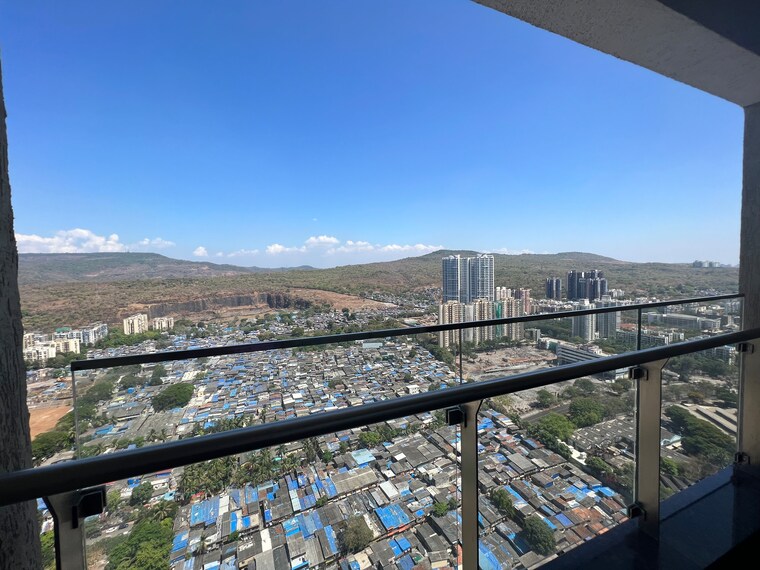 Swimming Pool, shapoorji-pallonji-epsilon 2 Bedroom 710 Sq.Ft. Apartment In Kandivali East Mumbai 9702928