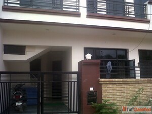 2 BHK Independent House – Exterior View View at Sector 14 - for Rent