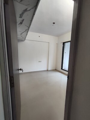 Room in 2 BHK Apartment at Shree Savali, Mogharpada – for Rent