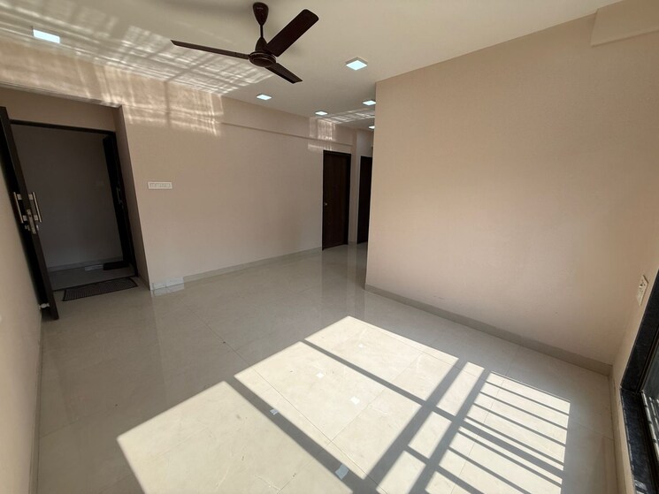 Room, evershine nagar 2 Bedroom 660 Sq.Ft. Apartment In Evershine Nagar Mumbai 9702917