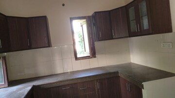 Kitchen in 3.5 BHK Apartment at Ambika Florence Park, North Mullanpur – for Rent
