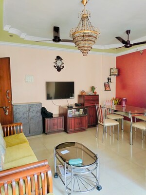 Team Area in 2 BHK Apartment at Runwal Estate Phase 2, Ghodbunder Road – for Sale