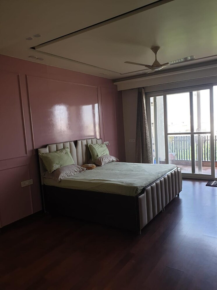 Bedroom, emaar-emerald-floors 4 Bedroom 4500 Sq.Ft. Builder Floor In Sector 65 Gurgaon 9702982