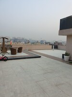 4 BHK + Pooja Room,Servant Room,Study Room,Extra Room 4500 Sq.Ft. Builder Floor in Emaar Emerald Floors