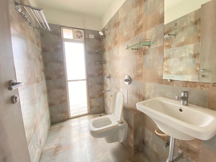Bathroom, puranik-tokyo-bay-phase-2a 2 Bedroom 650 Sq.Ft. Apartment In Kasarvadavali Thane 9702965